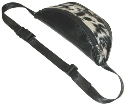 2954_Bauchtasche-Leder-Kuhfell-mit-Appenzeller-Kuh-Ornament_SCHWARZweiss