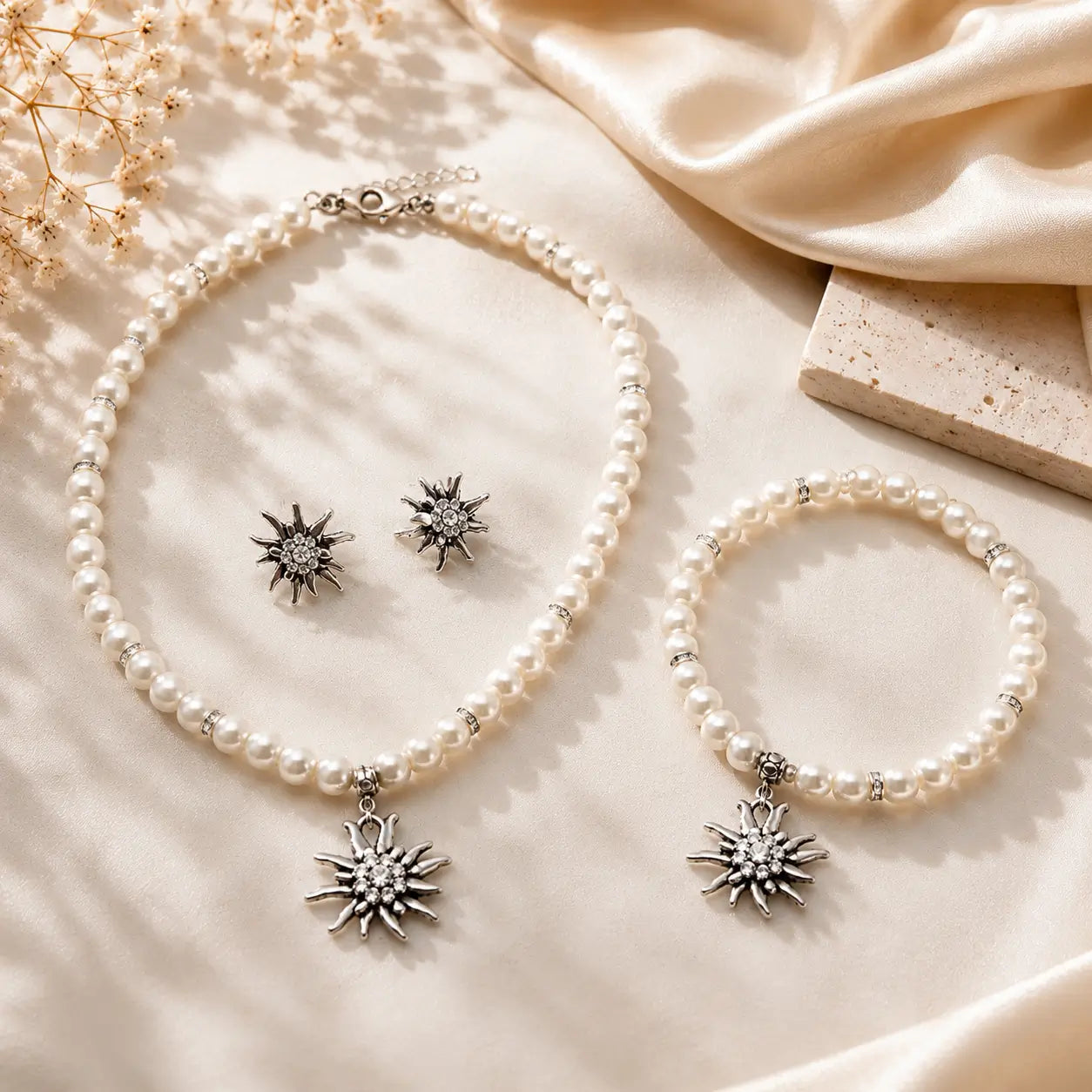 Schmuckset Edelweiss - Perlenkette, Armband und Ohrstecker SET