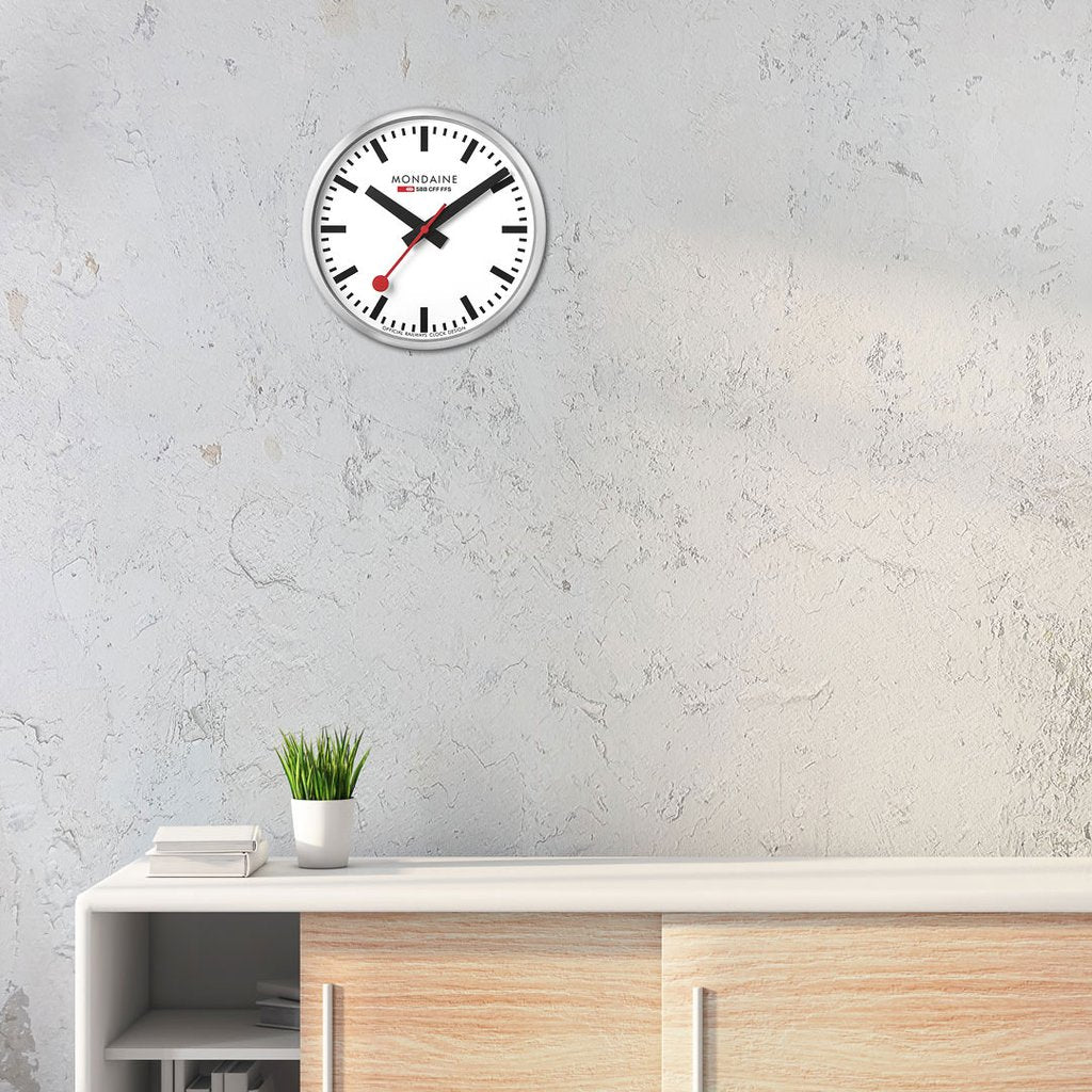 A990-CLOCK-16SBB-Mondaine-SBB-Wanduhr-silber-25-cm-2