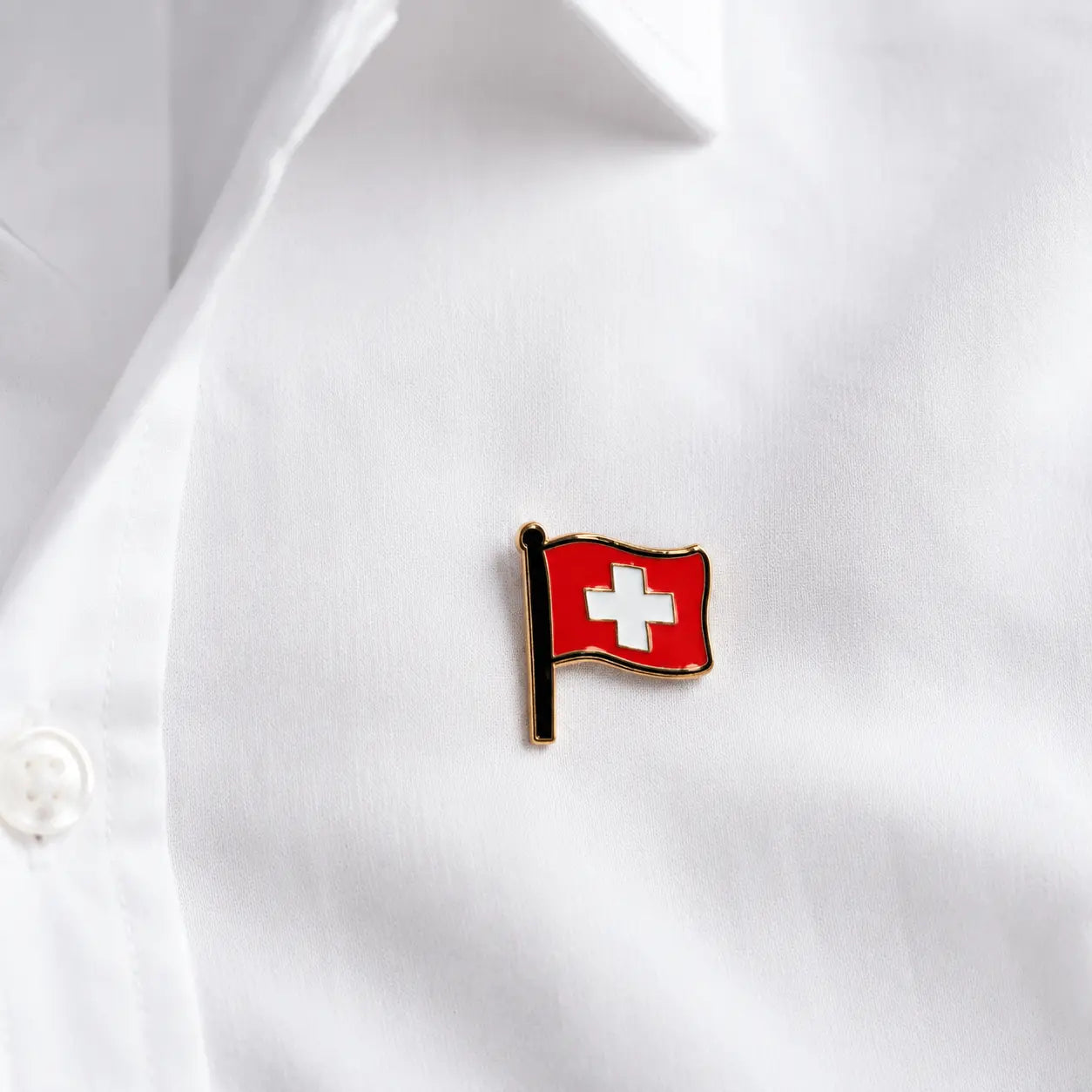 5 Stück: Pins mit Switzerland Fahne
